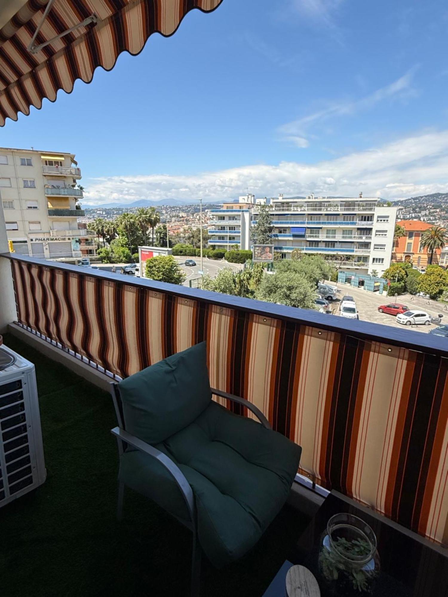 Emotion Vip Apartment Ницца Экстерьер фото