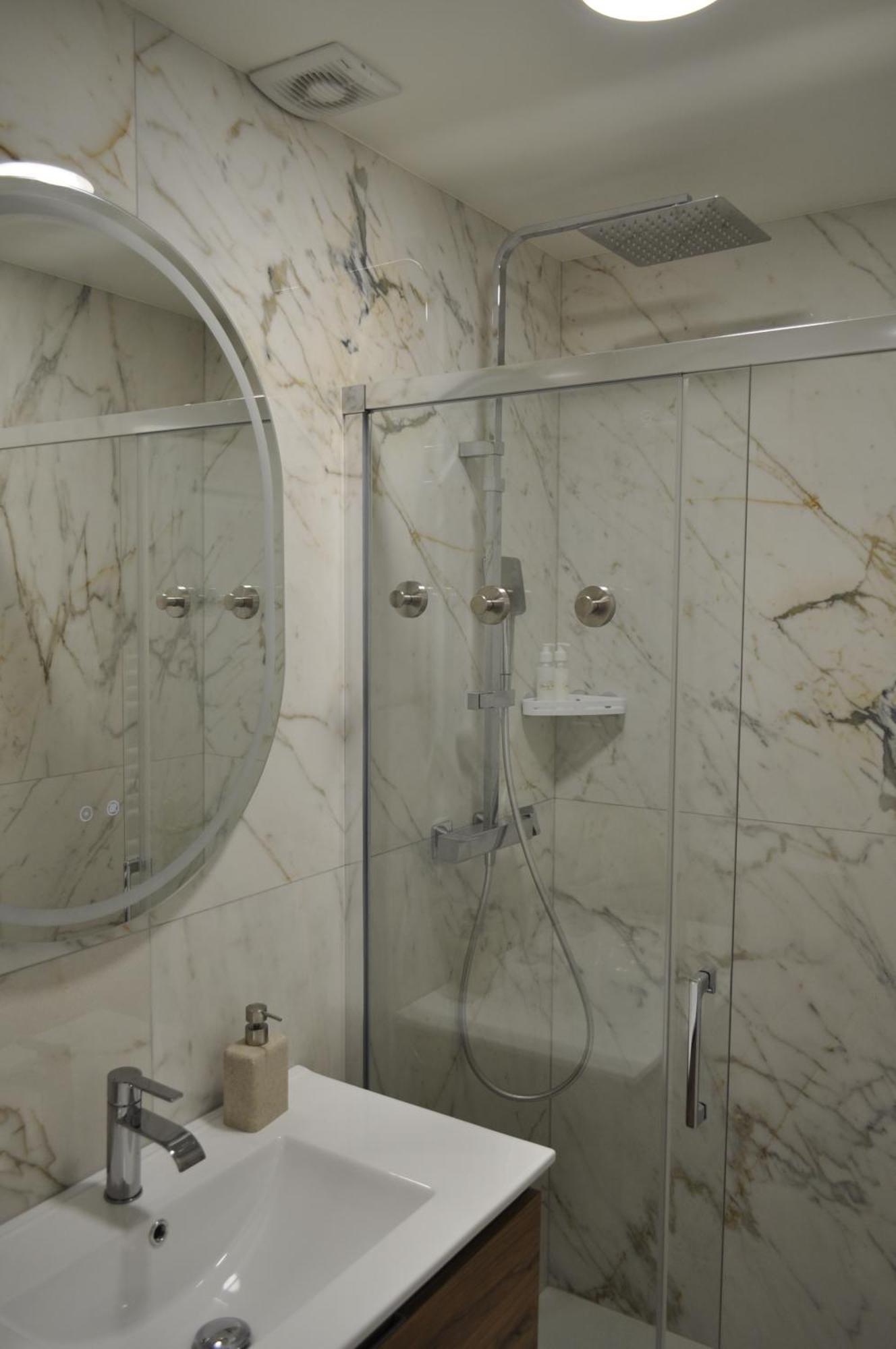 Emotion Vip Apartment Ницца Экстерьер фото