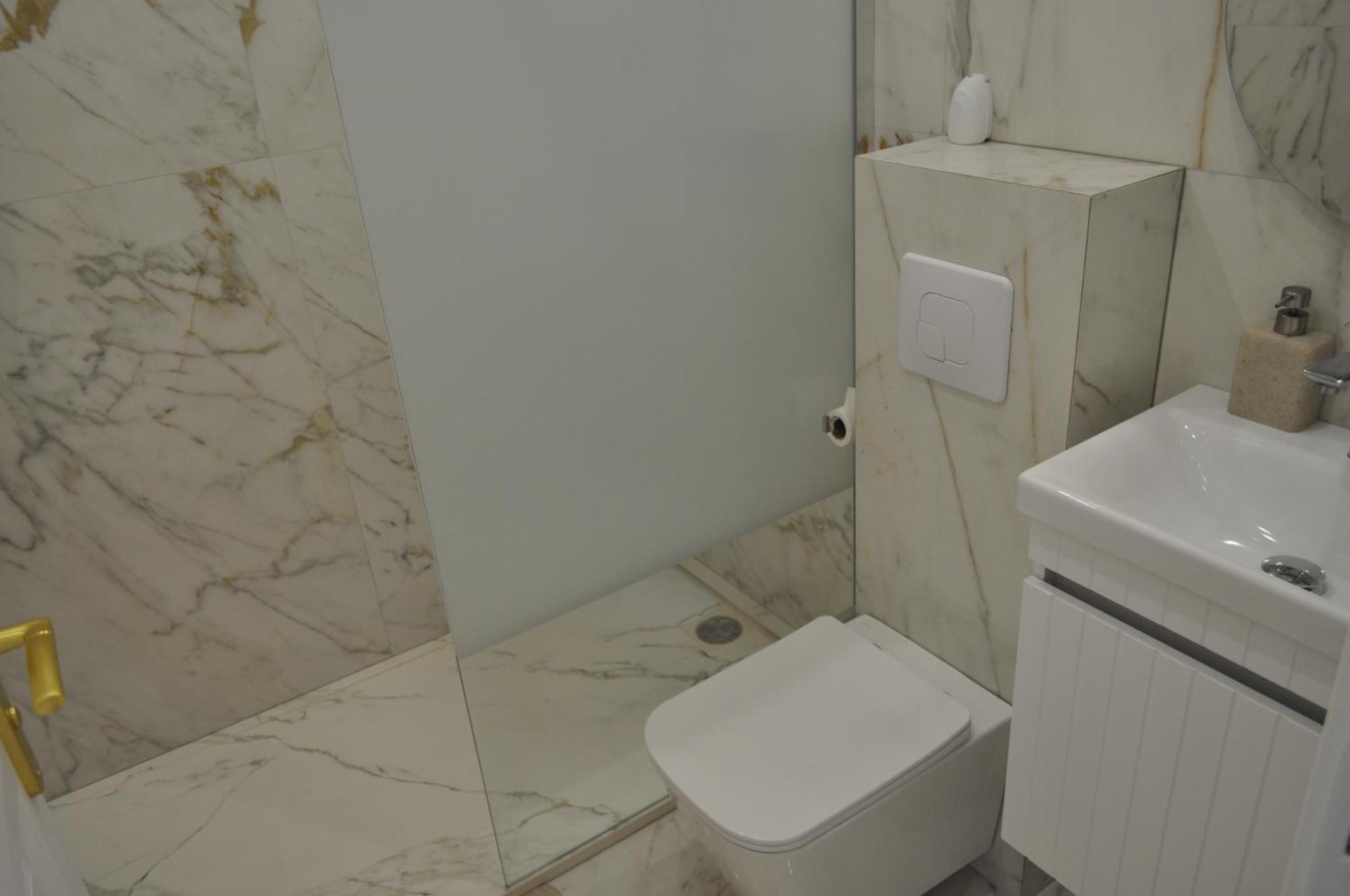 Emotion Vip Apartment Ницца Экстерьер фото